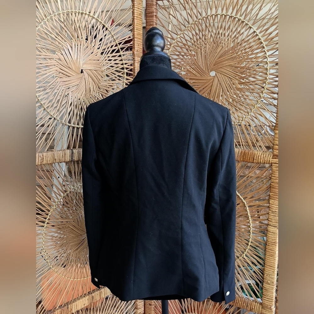 White House Black Market Black Double-Breasted Blazer_10 - Picture 5 of 6